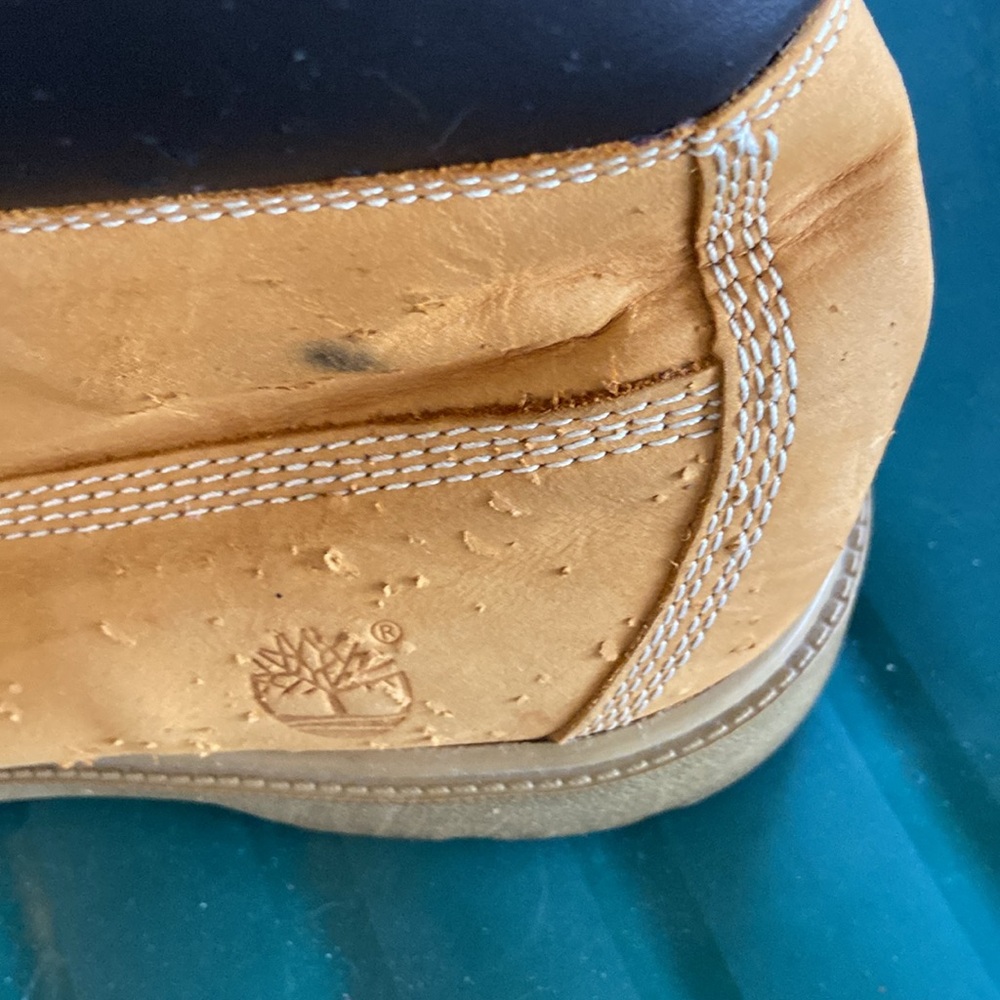 Boys Timberlands ankle boots size 7 - Picture 9 of 10